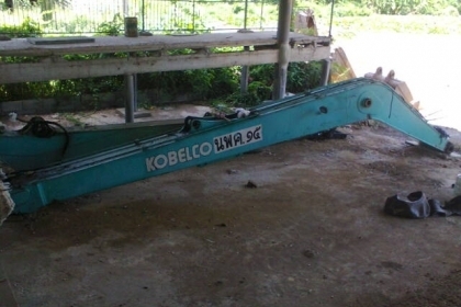 บูมยาว KOBELCO 200 MACK 6ยาว16 เมตรกระบอกยก+ปุ้งกี๋
