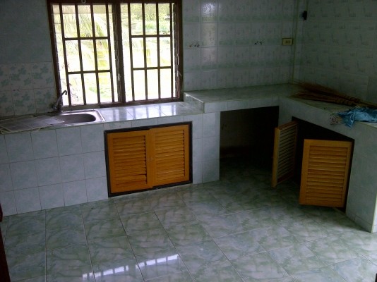 ขาย บ้านพร้อมที่ดิน จ.สุพรรณบุรี