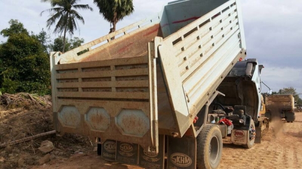 รถอีซูซุ 10 ล้อดั้ม FTR 165 แรงม้า สนใจติดต่อ 081 - 6079515 รถอีซูซุ 10 ล้อดั้ม FTR 165 แรงม้า สนใจติดต่อ 081 - 6079515