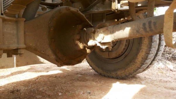 รถอีซูซุ 10 ล้อดั้ม FTR 165 แรงม้า สนใจติดต่อ 081 - 6079515 รถอีซูซุ 10 ล้อดั้ม FTR 165 แรงม้า สนใจติดต่อ 081 - 6079515