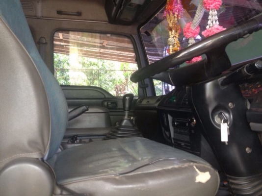 รถอีซูซุ 10 ล้อดั้ม FXZ 270 แรงม้า ปี 51 สนใจติดต่อ 081 - 6079515