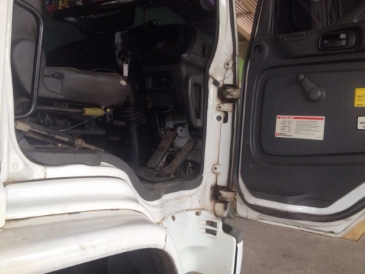 รถอีซูซุ 10 ล้อดั้ม FXZ 270 แรงม้า ปี 51 สนใจติดต่อ 081 - 6079515