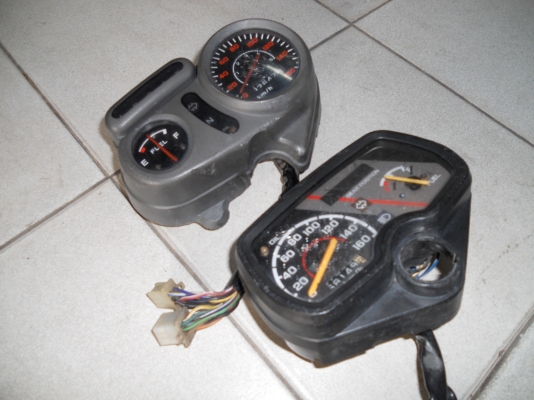 เรือนไมล์ ฮอนด้า(โนวา)