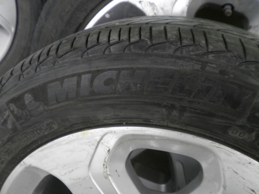 แม็กเชฟสภาพป้ายแดง พร้อมยาง มิชลิน แม็กเชฟสภาพป้ายแดง พร้อมยาง มิชลิน