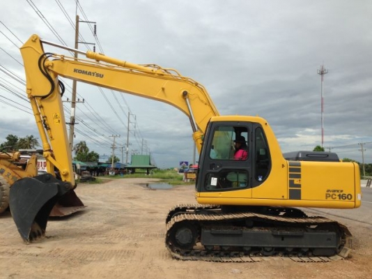 ขายรถแบคโฮ KOMATSU PC160-6K ระบบไฟฟ้าเต็ม มีVDOครับ รถนอกนำเข้าสภาพสวย สนใจติดต่อ 081-2990958