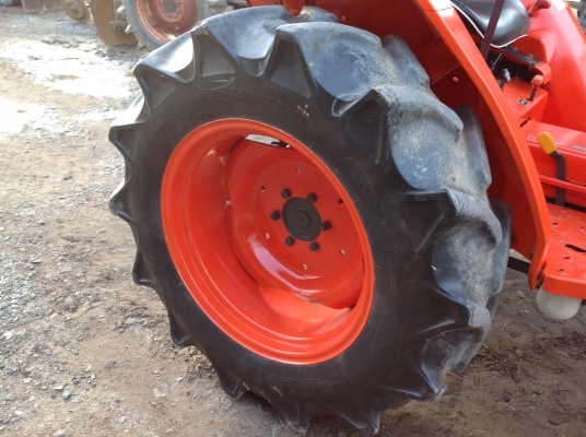 ปัญญาแทรคเตอร์มาแล้ว...จัดมาให้ครับ คูโบต้า L3408 พร้อมโรตาลี่ตราช้าง