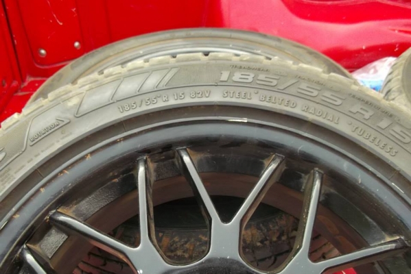 ขายแม็ค ขอบ 15 4รู 100 สี่วงพร้อมยาง  ไม่คด ไม่ดุ้ง ราคาถูกๆคร้าบ