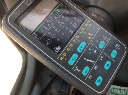 ขายรถแบคโฮ KOMATSU PC130-6 มี VDOครับ ระบบไฟฟ้าเต็ม รถนอกนำเข้าสภาพสวย สนใจติดต่อ 081-2990958 ขายรถแบคโฮ KOMATSU PC130-6 มี VDOครับ ระบบไฟฟ้าเต็ม รถนอกนำเข้าสภาพสวย สนใจติดต่อ 081-2990958