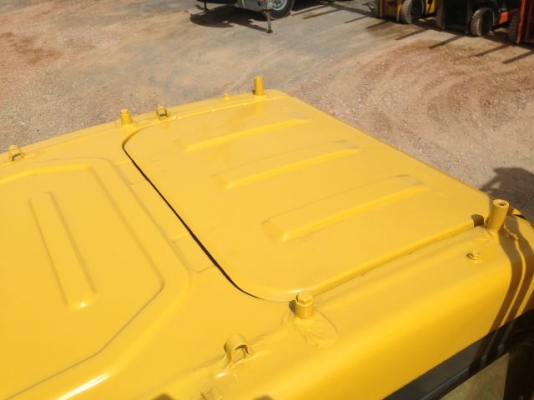 ขายรถแบคโฮ KOMATSU PC130-6 มี VDOครับ ระบบไฟฟ้าเต็ม รถนอกนำเข้าสภาพสวย สนใจติดต่อ 081-2990958 ขายรถแบคโฮ KOMATSU PC130-6 มี VDOครับ ระบบไฟฟ้าเต็ม รถนอกนำเข้าสภาพสวย สนใจติดต่อ 081-2990958