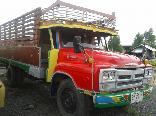 ขายรถ 6 ล้อ บรรทุกหน้ายาว เครื่อง145แรง