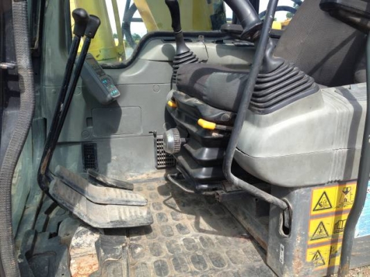 **โปรโมชั่น**ขายรถแบคโฮ KOMATSU PC130-6 ระบบไฟฟ้าเต็ม รถนอกนำเข้าสภาพสวย สนใจติดต่อ 081-2990958