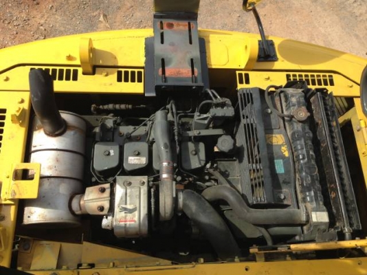 **โปรโมชั่น**ขายรถแบคโฮ KOMATSU PC130-6 ระบบไฟฟ้าเต็ม รถนอกนำเข้าสภาพสวย สนใจติดต่อ 081-2990958