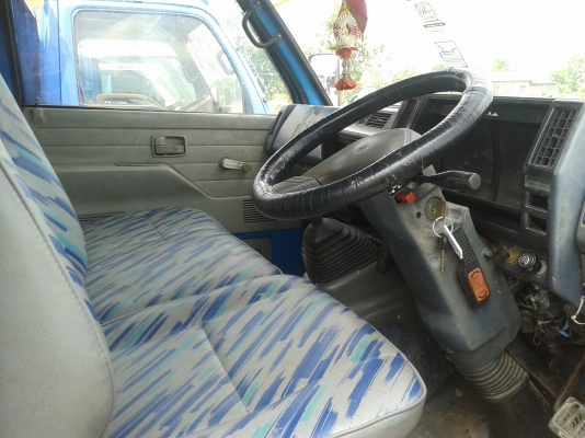 ขายรถ 6 ล้อโดยสาร