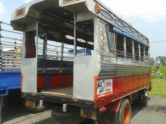 ขายรถ 6 ล้อโดยสาร