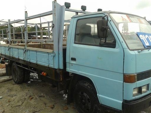 ขาย Isuzu NKR 110 ห้างเดิมหัวยกได้เกียร์สั้น พร้อมใช้ โทร 088-4501277