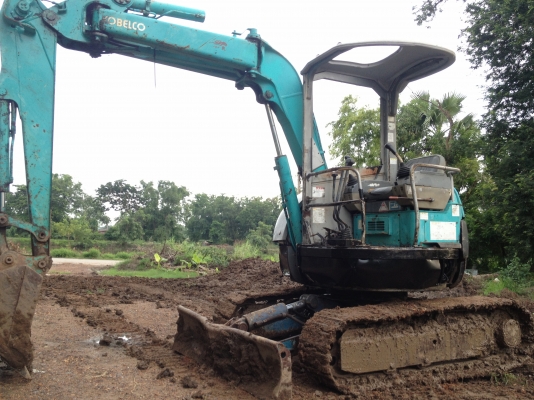 ขาย  kobelco 30 urคันนี่ทํางานดี เร็วไวประหยัดนํ้ามันมี VDO ครับ