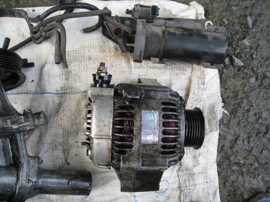 ขายแยกอะไหล่เครื่อง 1JZ ฝาดำ ลดราคา ถูกๆเลยครับ