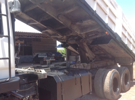 สิบล้อดัมพ์ 2 เพลา MITSUBISHI. ไอ้หลง FN527MA 28,xxxx เครื่อง 190 แรง 6D16 เครื่องสวย กำลังดี ซัซซี่สวย ดัมพ์ยาว 6 เมตร 850,000