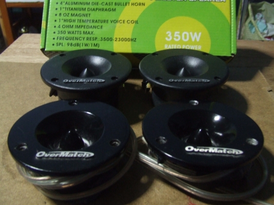 ขายเสียงแหลมจานยี่ห้อใช้ได้เสียงดีไม่จี๊ดจ๊าดน่าลำคาน