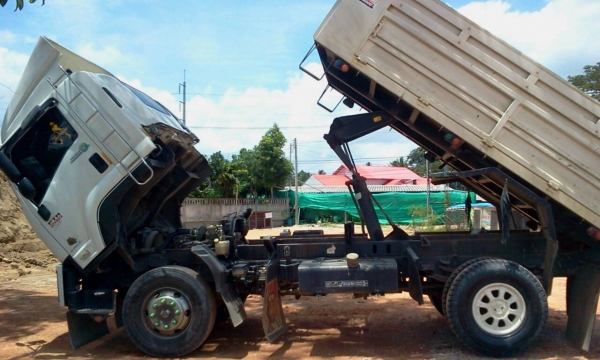 ISUZU FTR  ติดต่อปารวี  โทร 0839686255