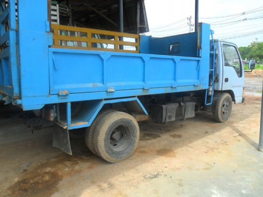 Isuzu NPR 110 แรง ห้างแท้ ดั้ม 3.8 เมตร พร้อมใช้