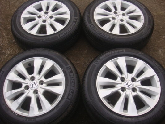 ขายล้อแม็ก CITY 15 + ยาง ขาย 7800 คับ