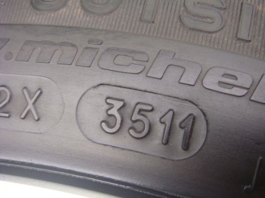 ขายล้อแม็ก CITY 15 + ยาง ขาย 7800 คับ ขายล้อแม็ก CITY 15 + ยาง ขาย 7800 คับ