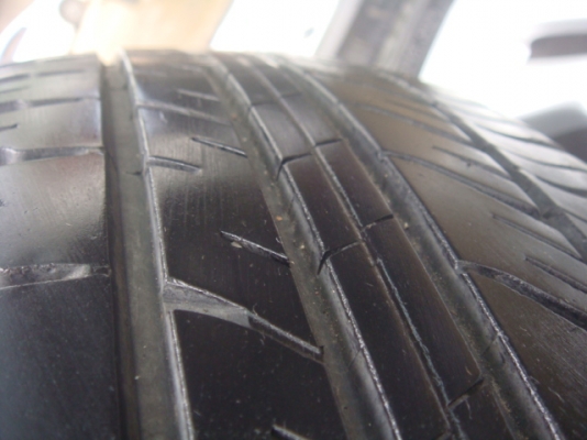 ขายล้อแม็ก CITY 15 + ยาง ขาย 7800 คับ ขายล้อแม็ก CITY 15 + ยาง ขาย 7800 คับ