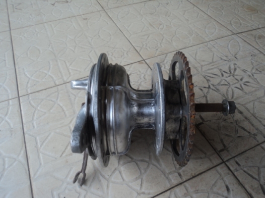 ดุม หลัง  คันเกียร์พับ