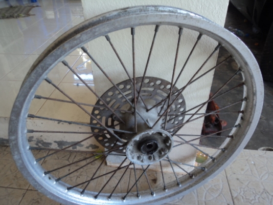 ดุม หลัง  คันเกียร์พับ