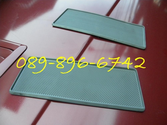 ขายยางกันลื่นในช่องคอนโซนหน้า ISUZU ดรากอนอาย