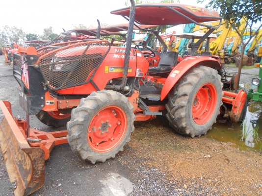 ขายรถแทรกเตอร์ รุ่นM6040 SU