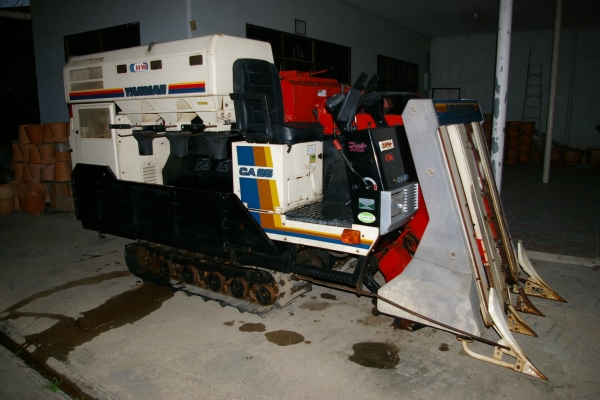 ขายรถเกี่ยวข้าว