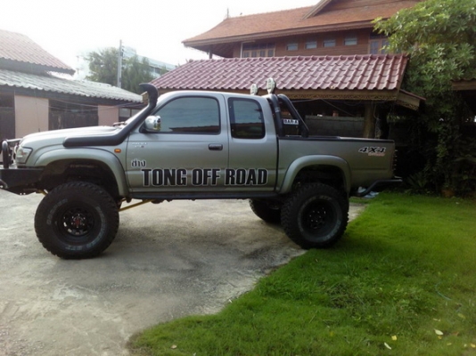 พี่ฝากขายโตโยต้า D 4 D ปี 2000 ช่วงล่างแน่น เครื่องเสียงแน่นปึ๊ก