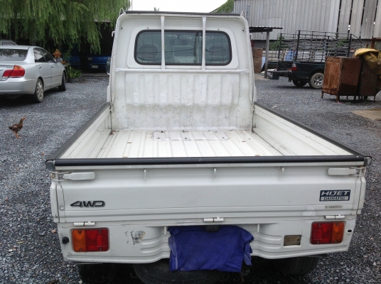 ขายDaihatsu S210p 4wdไฟฟ้า หัวฉีด 660cc พวงมาลัยไฟฟ้า สีขาวเกียร์ธรรมดา  สนใจโทรสอบถามได้ครับ 0892363526