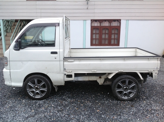 ขายDaihatsu S210p 4wdไฟฟ้า หัวฉีด 660cc พวงมาลัยไฟฟ้า สีขาวเกียร์ธรรมดา  สนใจโทรสอบถามได้ครับ 0892363526