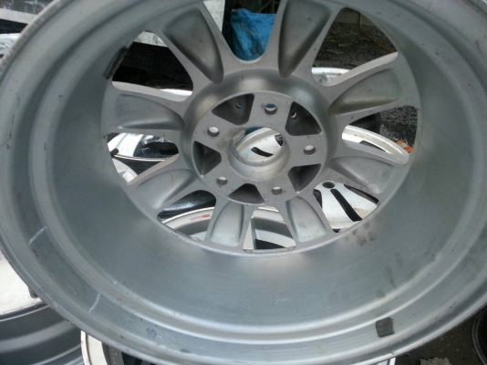 แม็กขอบ 17 x 7.5  5รู114  อีกลาย