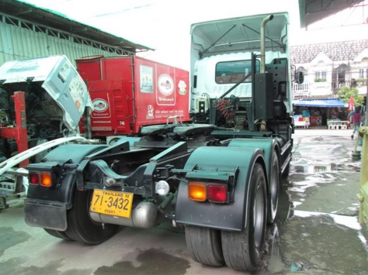 ต้องการขายรถบรรทุก  10 ล้อ ISUZU ROBOCOB(GXZ360)