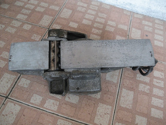 ขายกบไฟฟ้าหน้า3 Makita Model 1600 Made in japan 100\%