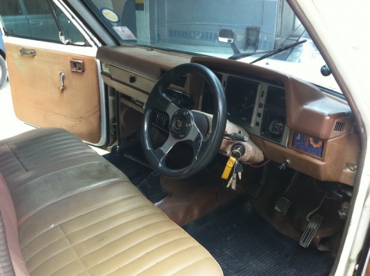 ขาย DATSUN 720 4ขอ สภาพพร้อมใช้ ทะเบียนเต็ม พร้อมโอน