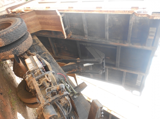 ขาย 6ล้อดั้มพ์  fUso ช่วงล่างใหญ่ พร้อมใช้งาน