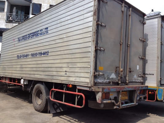 ขาย6ล้อใหญ่ MITSUBISHI FK455 เครือง 6D14ปี 37 ตู้แห้ง 7.2 เมตรทุกอุปกรณ์คอมมาก่อน