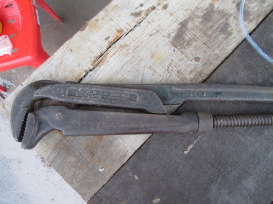 ประแจคอม้า