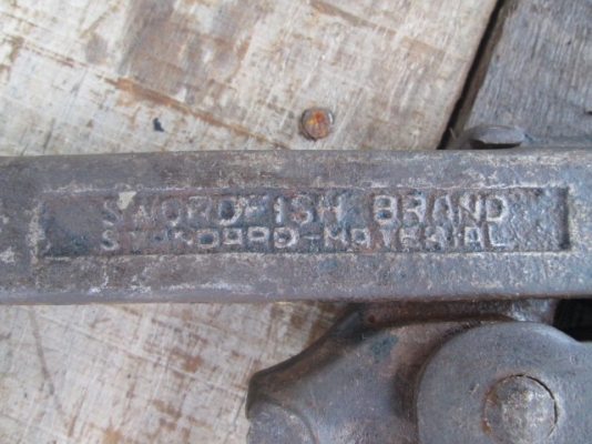 ประแจคอม้า