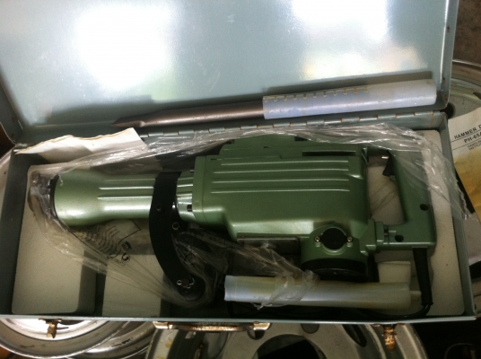 ขาย เครื่อง แย็กปูนไฟฟ้า มือ 1 ขาย เครื่อง แย็กปูนไฟฟ้า มือ 1