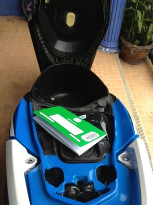 HONDA CLICK 125Iรถปี2012วิ่ง7xxxโลตัวใหม่ล่าสุดสวยๆมีเล่มพร้อมโอน