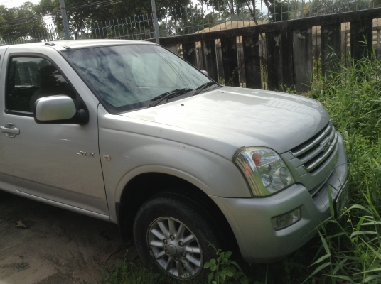 ขายดีแม็ก แค๊ป 2005 เครื่อง 3.0