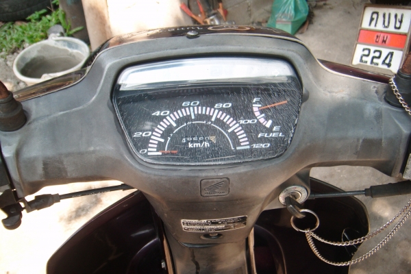 ขายดรีม c100n ปี41ตัวสุดท้ายมีไฟบอกเกียร์ ทะเบียนโอนภาษี57