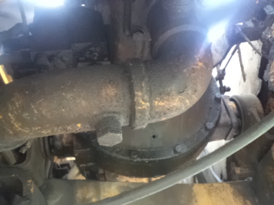 KOMUTSU PC 200 HP รุ่น 3  มือขยุ้ม เครื่องเดิม สภาพพร้อมใช้งาน ราคา 690000