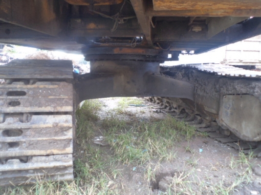 KOMUTSU PC 200 HP รุ่น 3  มือขยุ้ม เครื่องเดิม สภาพพร้อมใช้งาน ราคา 690000